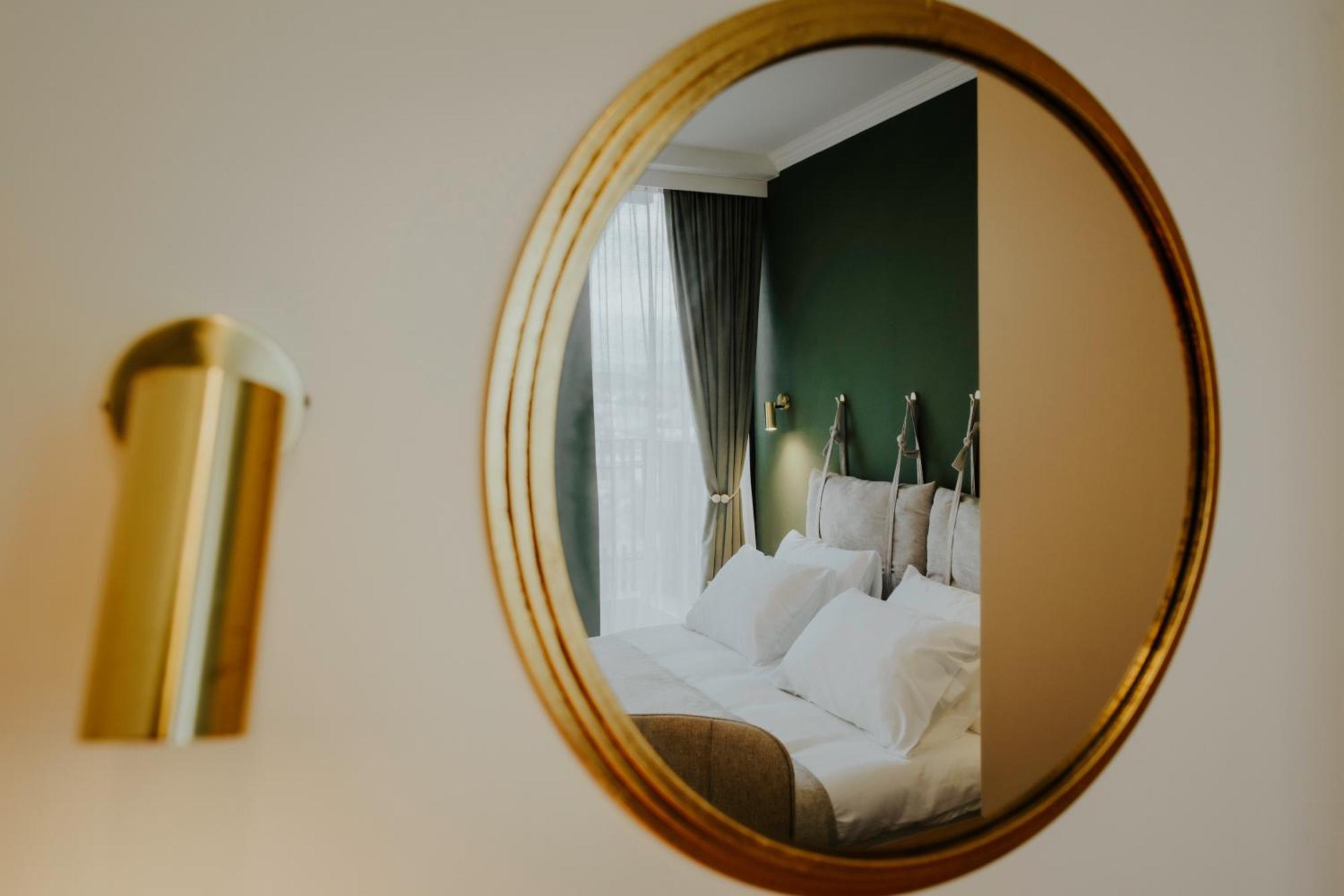 Luxury Inn Grand Residences تبليسي المظهر الخارجي الصورة