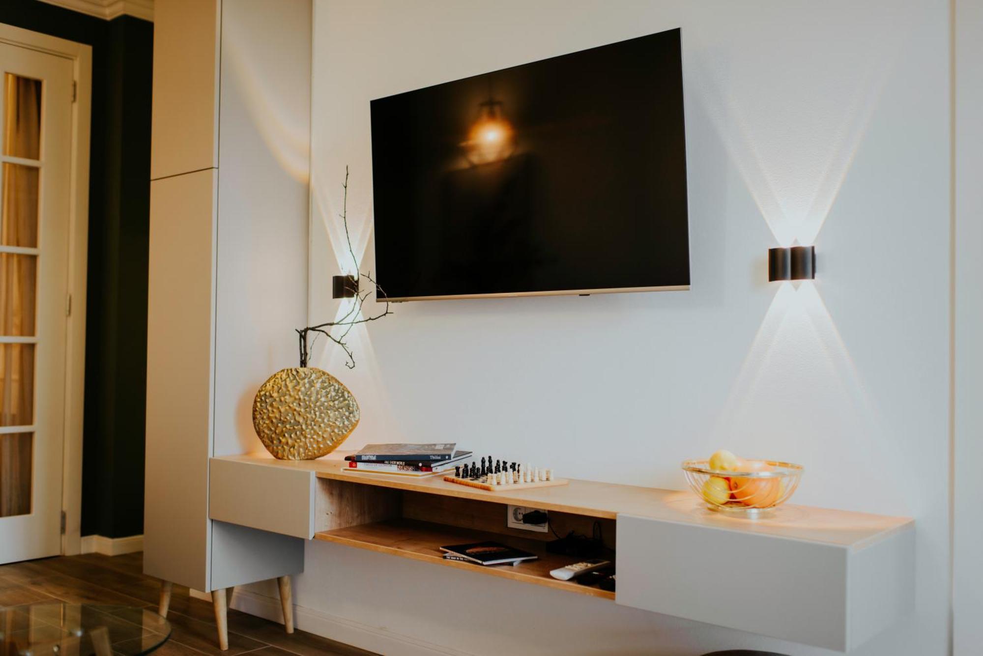 Luxury Inn Grand Residences تبليسي المظهر الخارجي الصورة